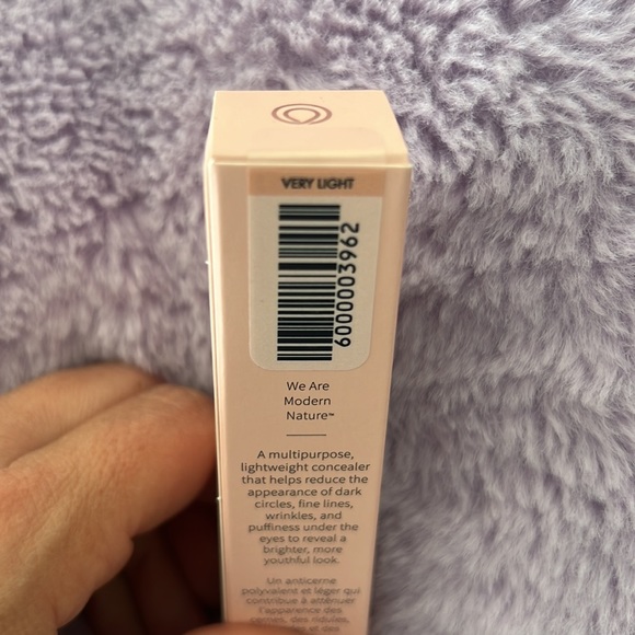 MONAT MAKEUP - concealer - Picture 2 of 3